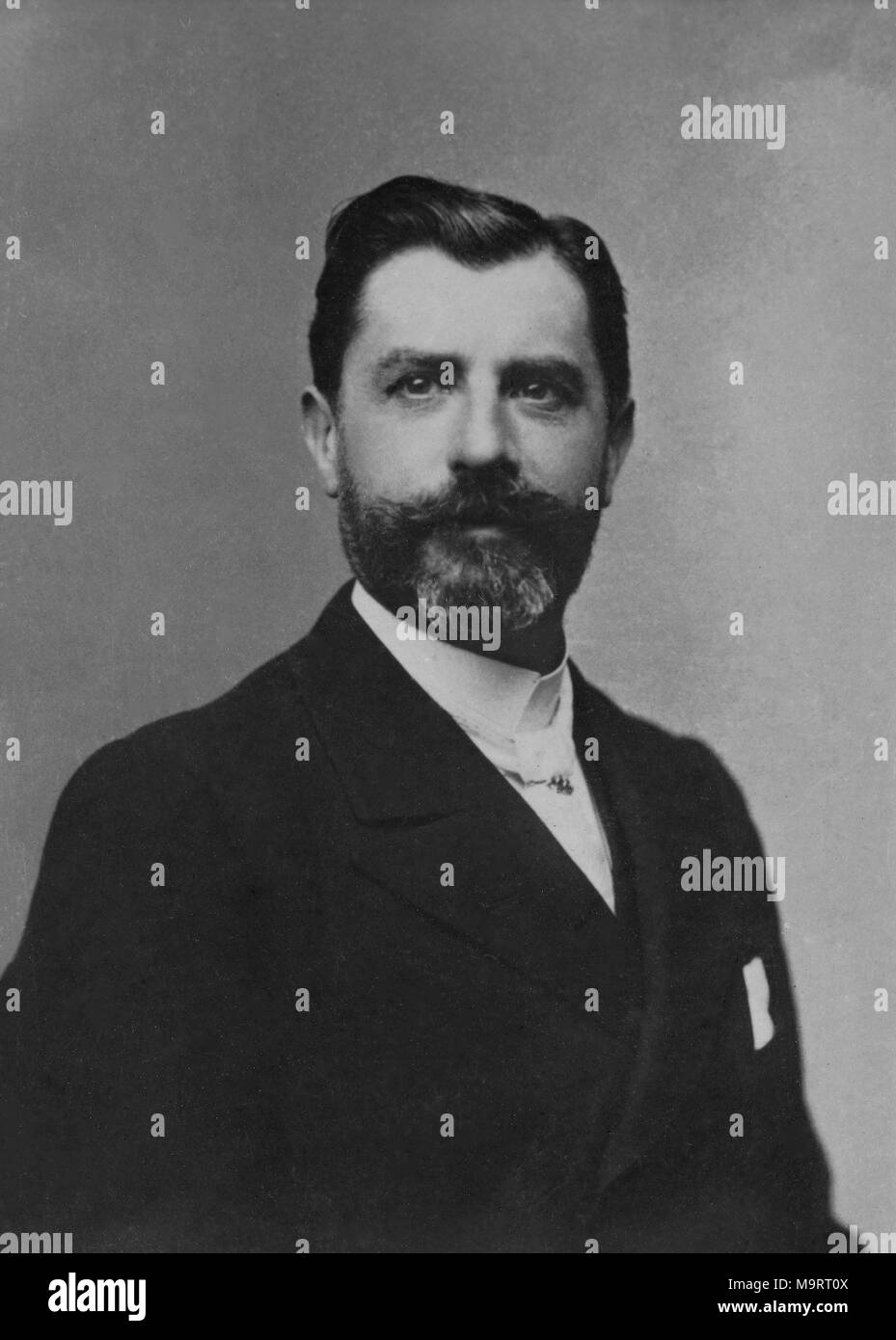 Portrait of the doctor Jean Samuel Pozzi ( 1846 - 1918 ) - photography by  Anonyme Stock Photo - Alamy