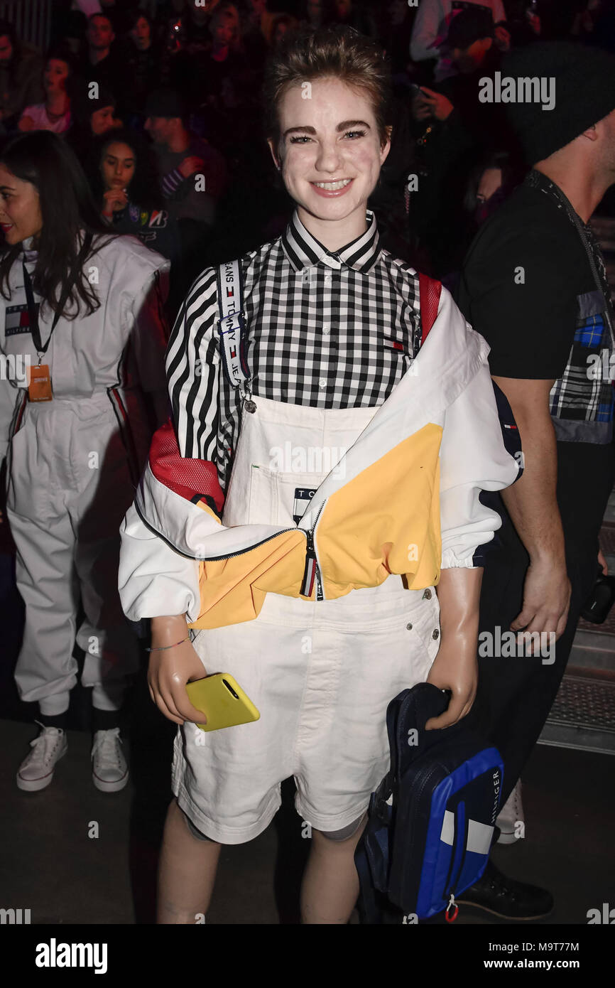 Tommy hilfiger 2018 hi res stock photography and images Page 9 Alamy