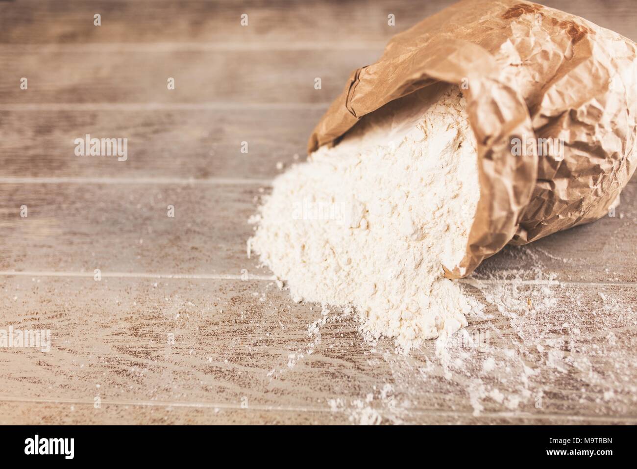 Bag Of Flour Stock Photo Alamy bag-of-flour-stock-photo-alamy
