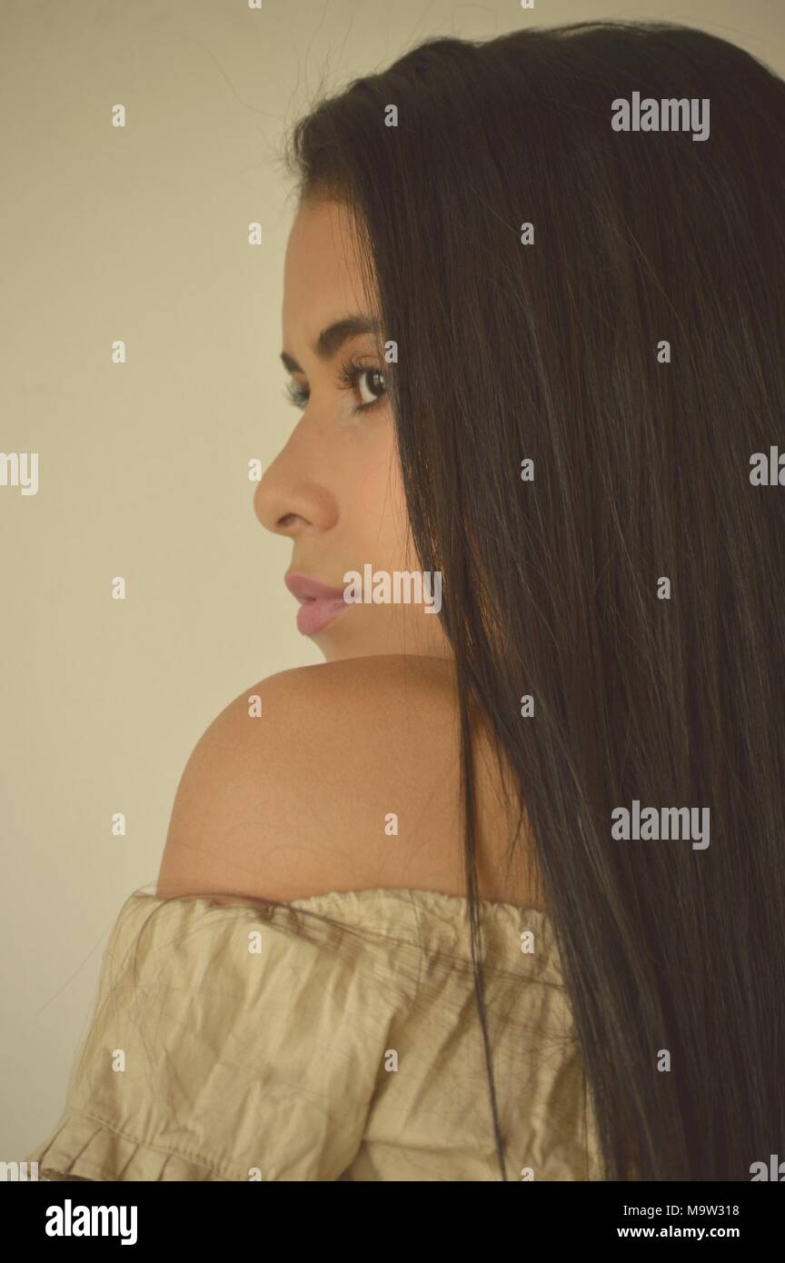 Latina girl girls hi-res stock photography and images - Alamy