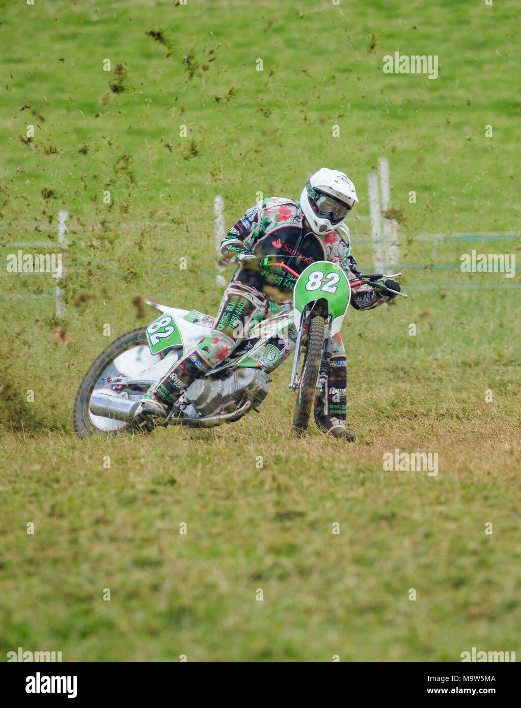 Grass track racing hires stock photography and images Alamy