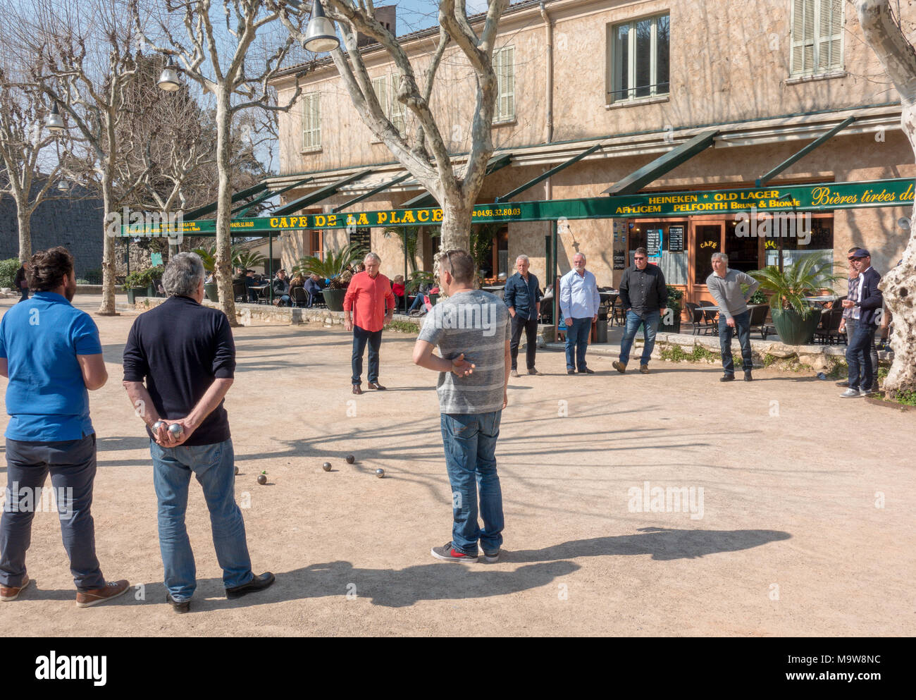 St Paul de Vence Provence French way of life men playing boules boule pétanque Stock Photo