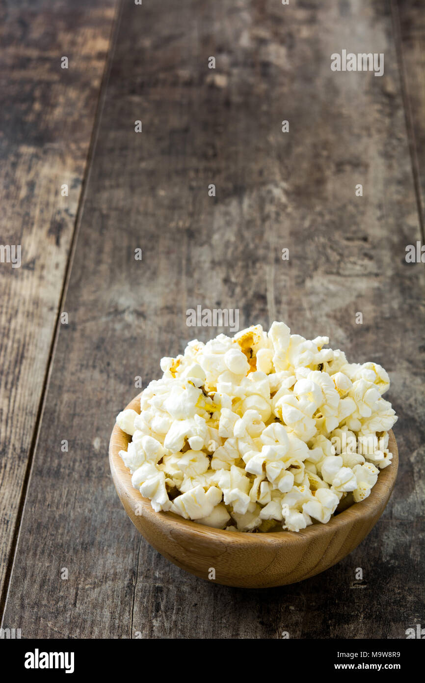 Butter popcorn in bowl hires stock photography and images Alamy