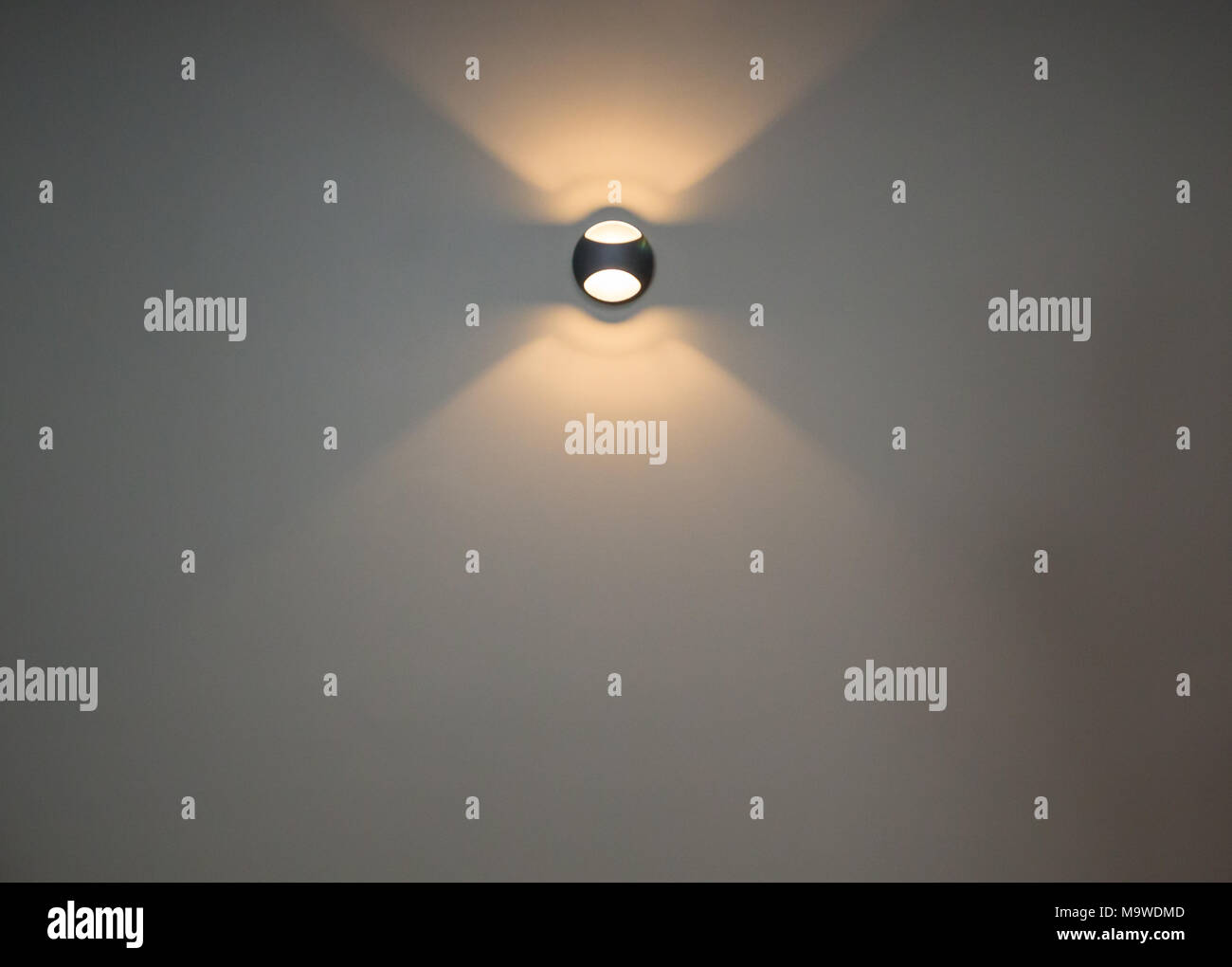 round light emiting light Stock Photo Alamy