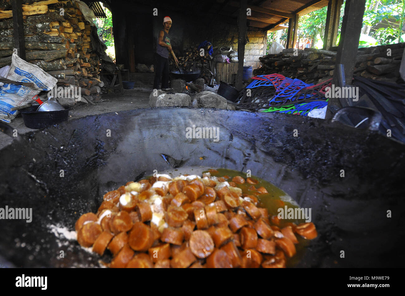Bogor Indonesia 28th Mar 2018 Using Coconut Milk Brown Sugar Sugar And Black Sticky Rice As A Raw Material For The Production Of Dodol Small Business That Became The Iconic Food Made<script async src=