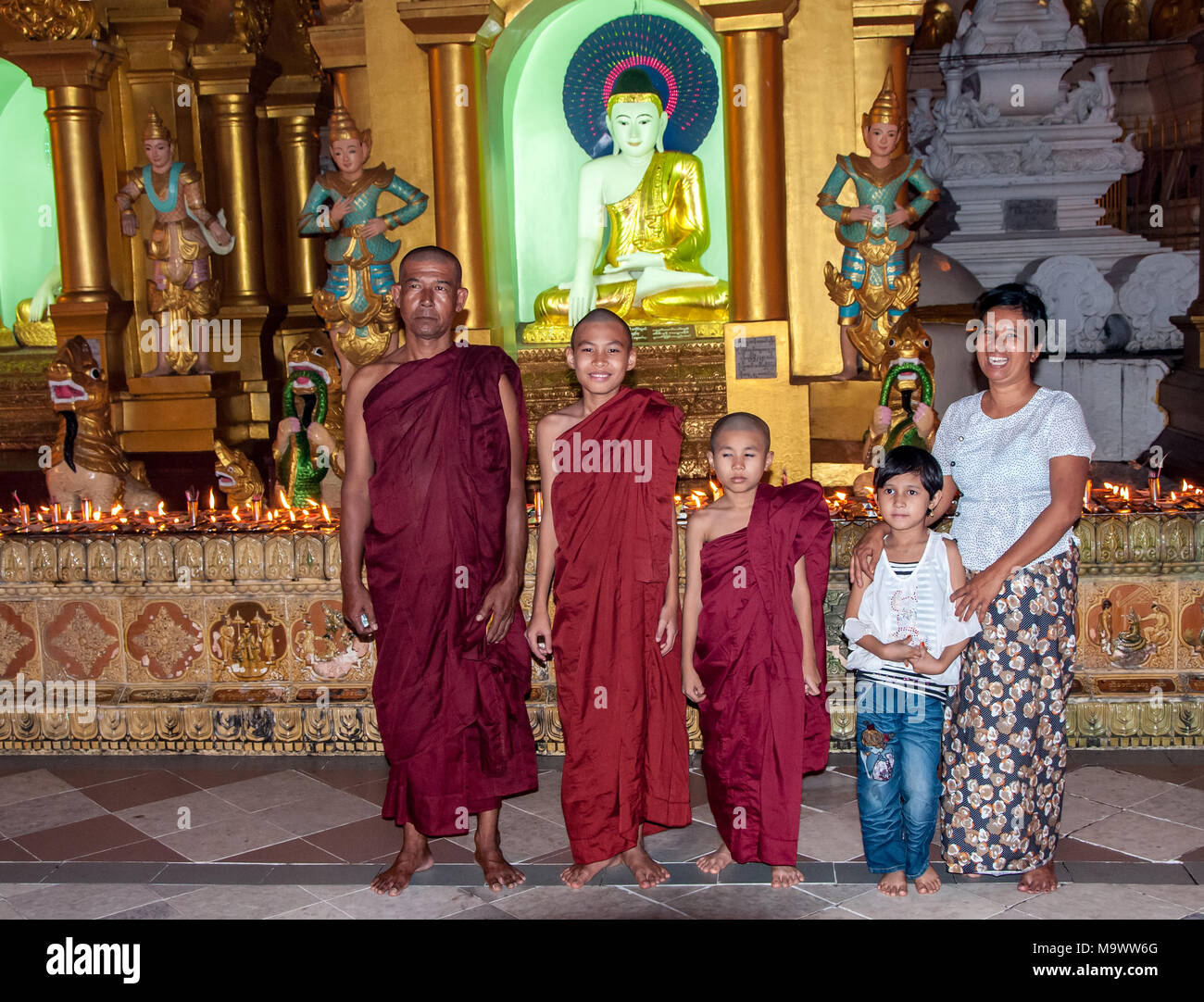 Burma family in Shwedagon Pagode Stock Photo