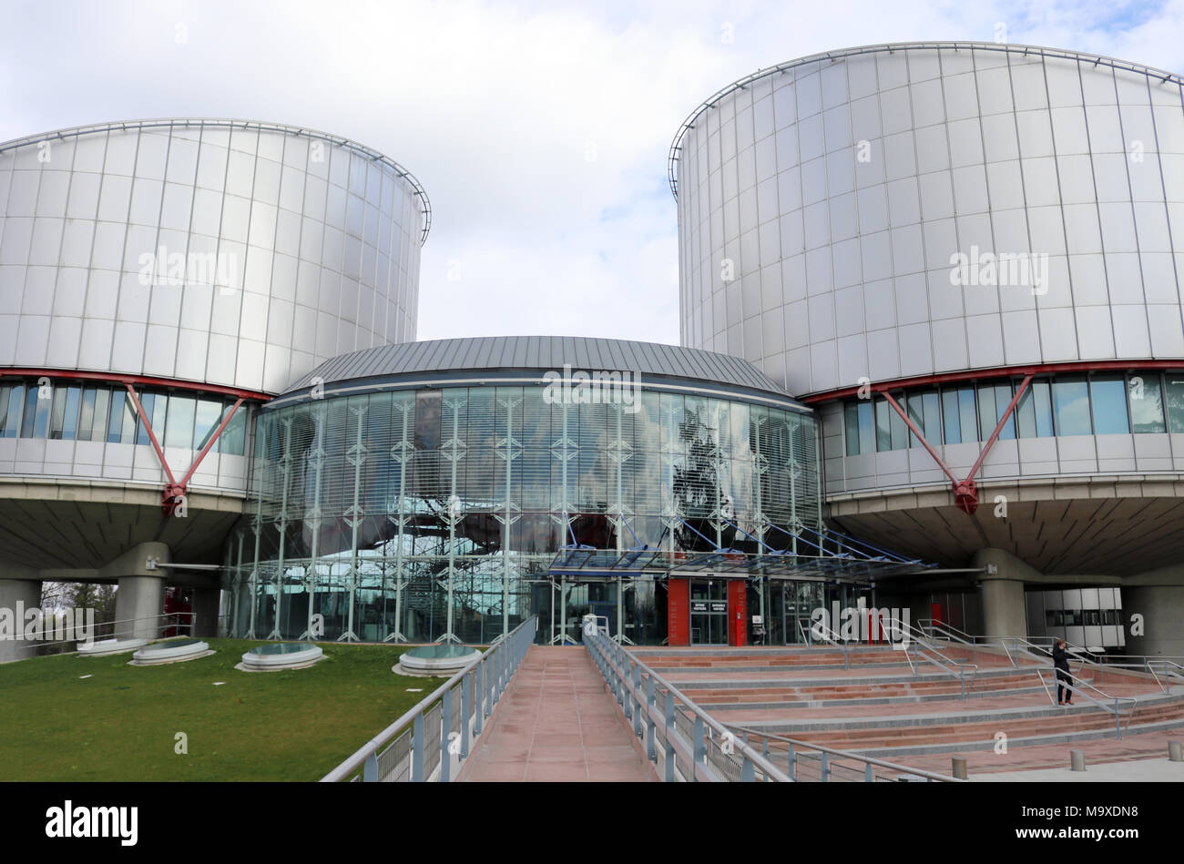 29 March 2018, France, Strasbourg: The European Court of Human Rights (ECHR). In the dramatic legal case surrounding the death of 14-year old French girl Kalinka, her German stepfather Dieter K. is to remain in French imprisonment. The medical doctor failed with his suit before the ECHR on 29 March 2018. Photo: Violetta Kuhn/dpa Stock Photo