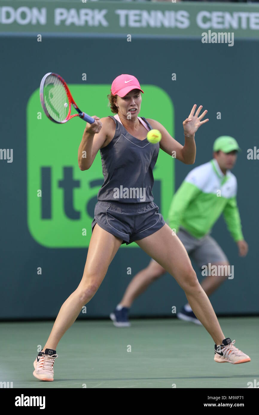 Key Biscayne, FL, USA. 28th Mar, 2018. Danielle Collins on Day 10 of the Miami  Open Presented by Itau at Crandon Park Tennis Center on March 28, 2018 in Key  Biscayne, Florida