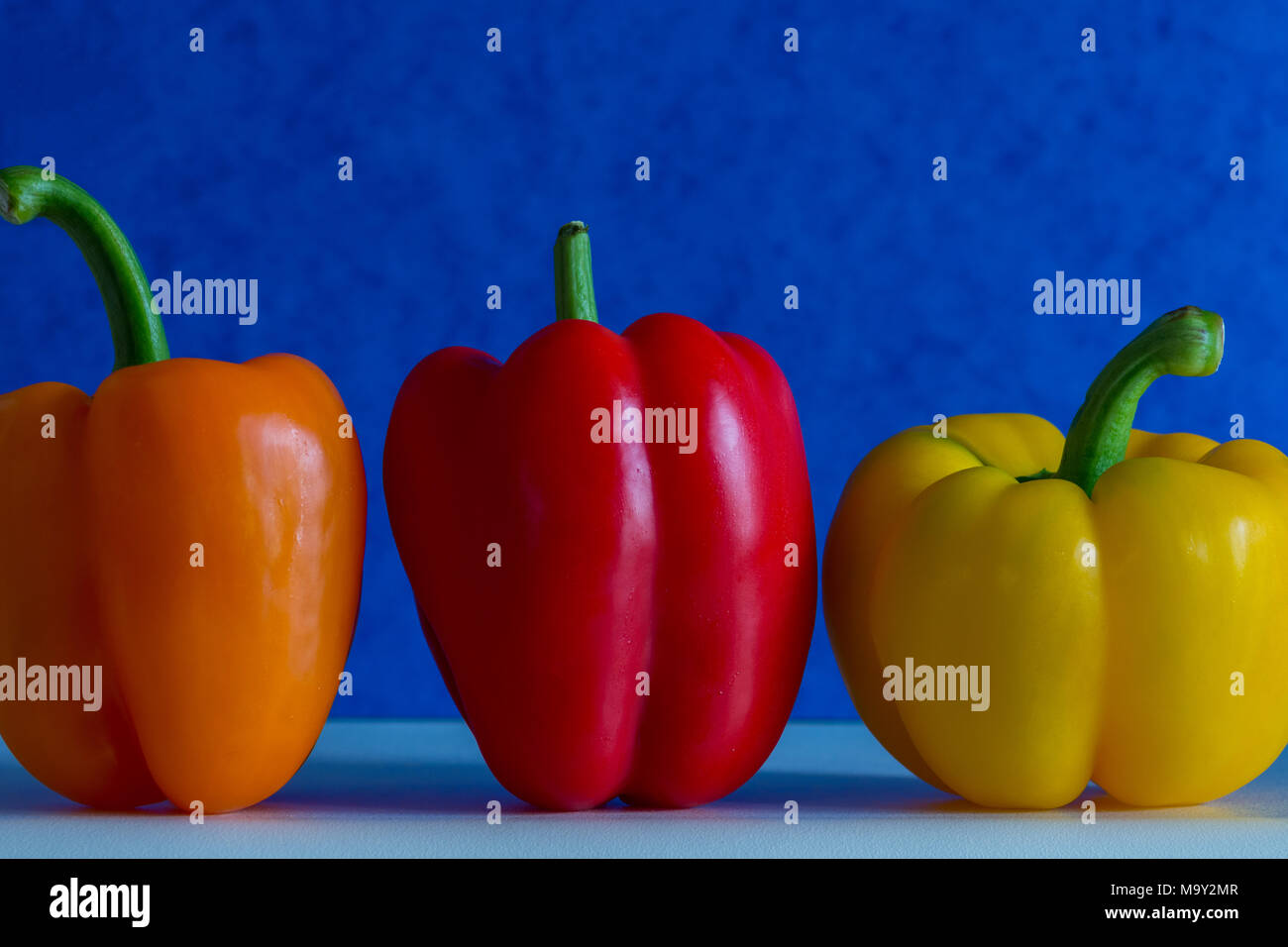 Bell peppers in bright colours hi-res stock photography and images - Alamy