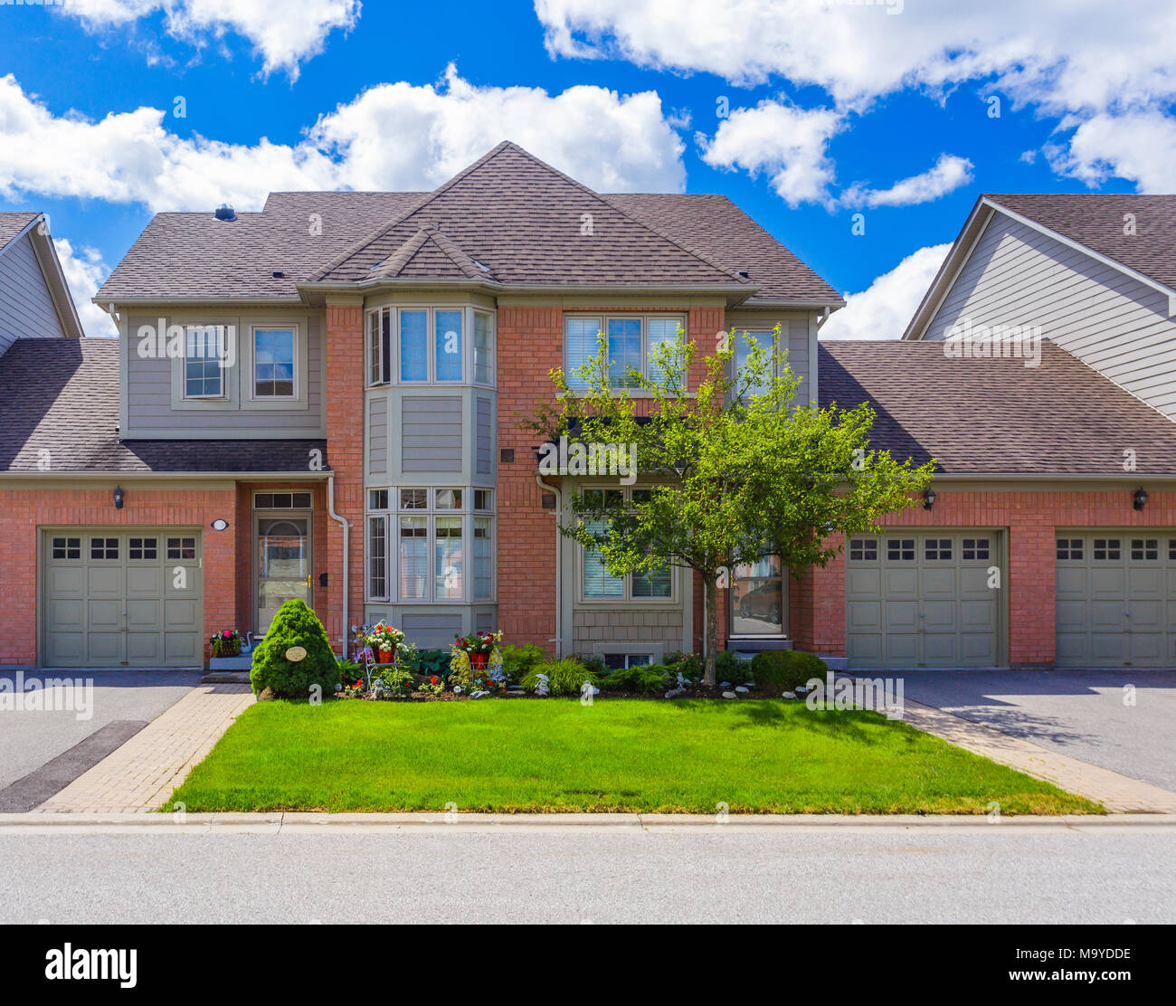 Luxury house in the suburbs of Toronto, Canada Stock Photo Alamy