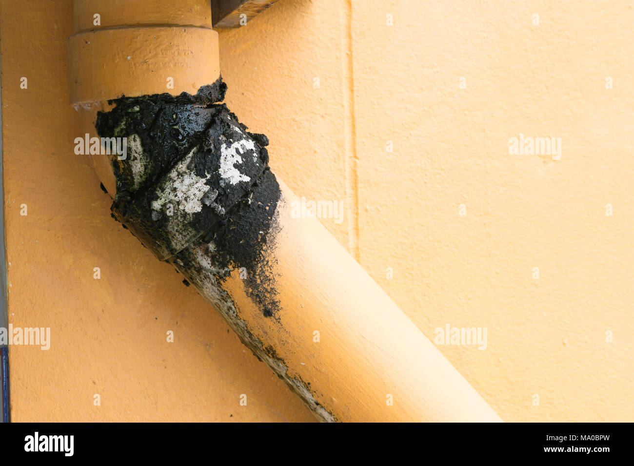 Leak pipe hires stock photography and images Alamy