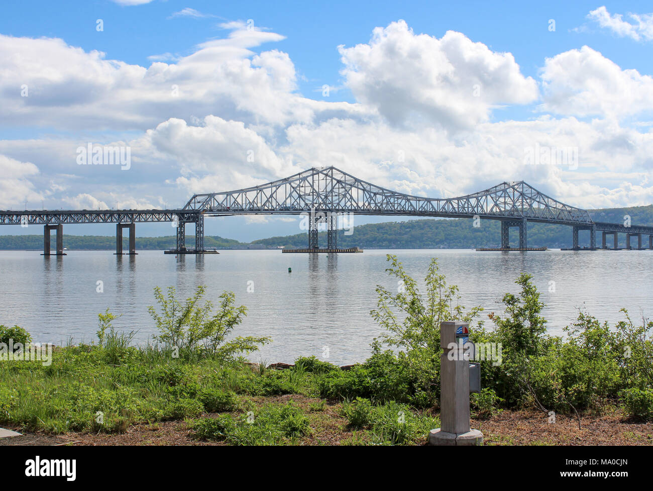 Sleepy hollow bridge tarrytown new york hires stock photography and