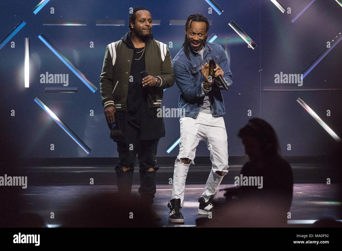 Norway, Oslo - February 25, 2018. The Norwegian musical duo Madcon presents an award during the Norwegian Grammy Awards, Spellemannprisen 2017, at Oslo Konserthus in Oslo. (Photo credit: Gonzales Photo - Stian S. Moller). Stock Photo