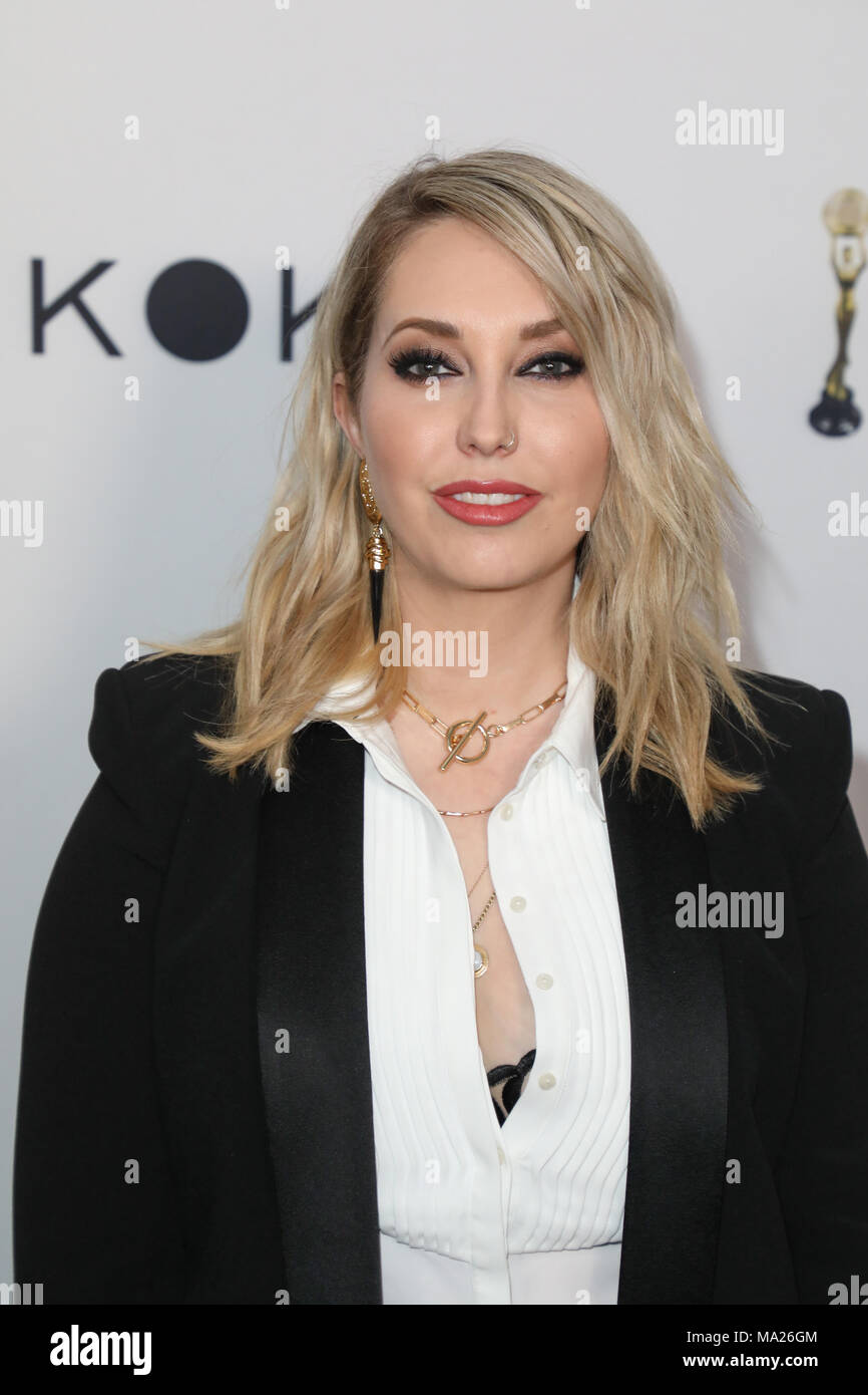 Sarah tanno hires stock photography and images Alamy