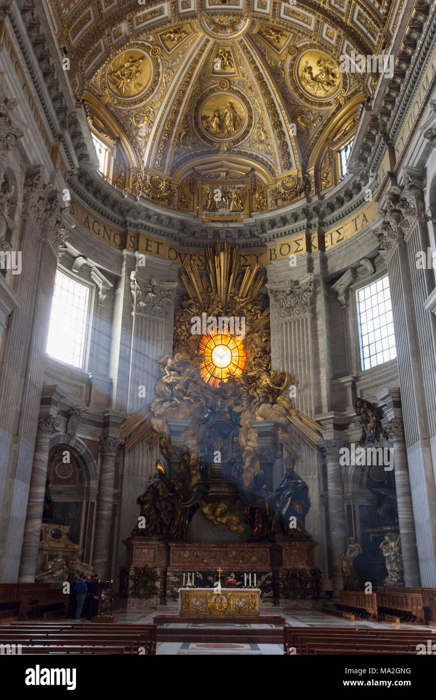 The light falling into the apse in St Peter's Cathedral, Vatican, Rome Stock Photo