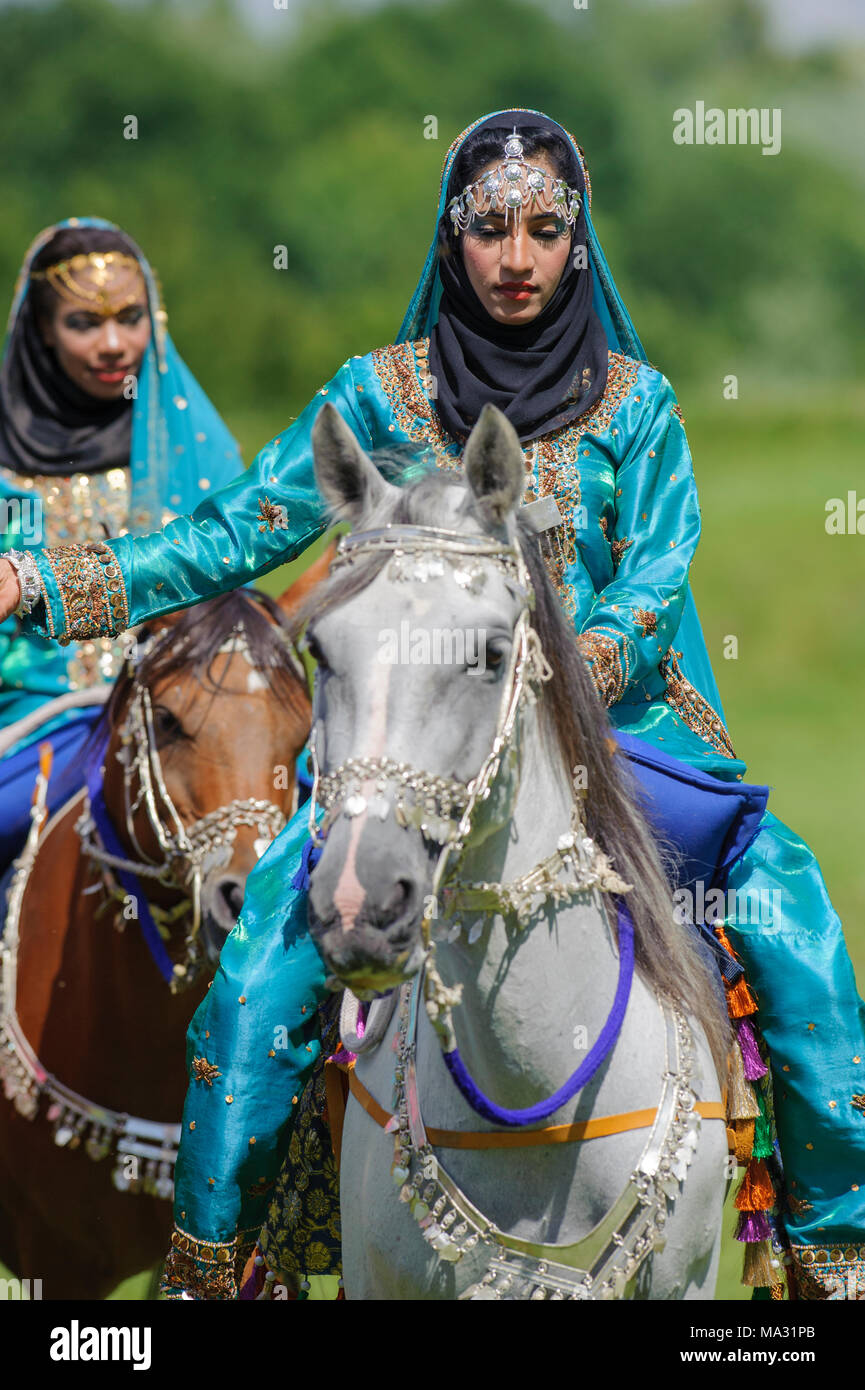Vintage equestrian clothing hi-res stock photography and images - Alamy