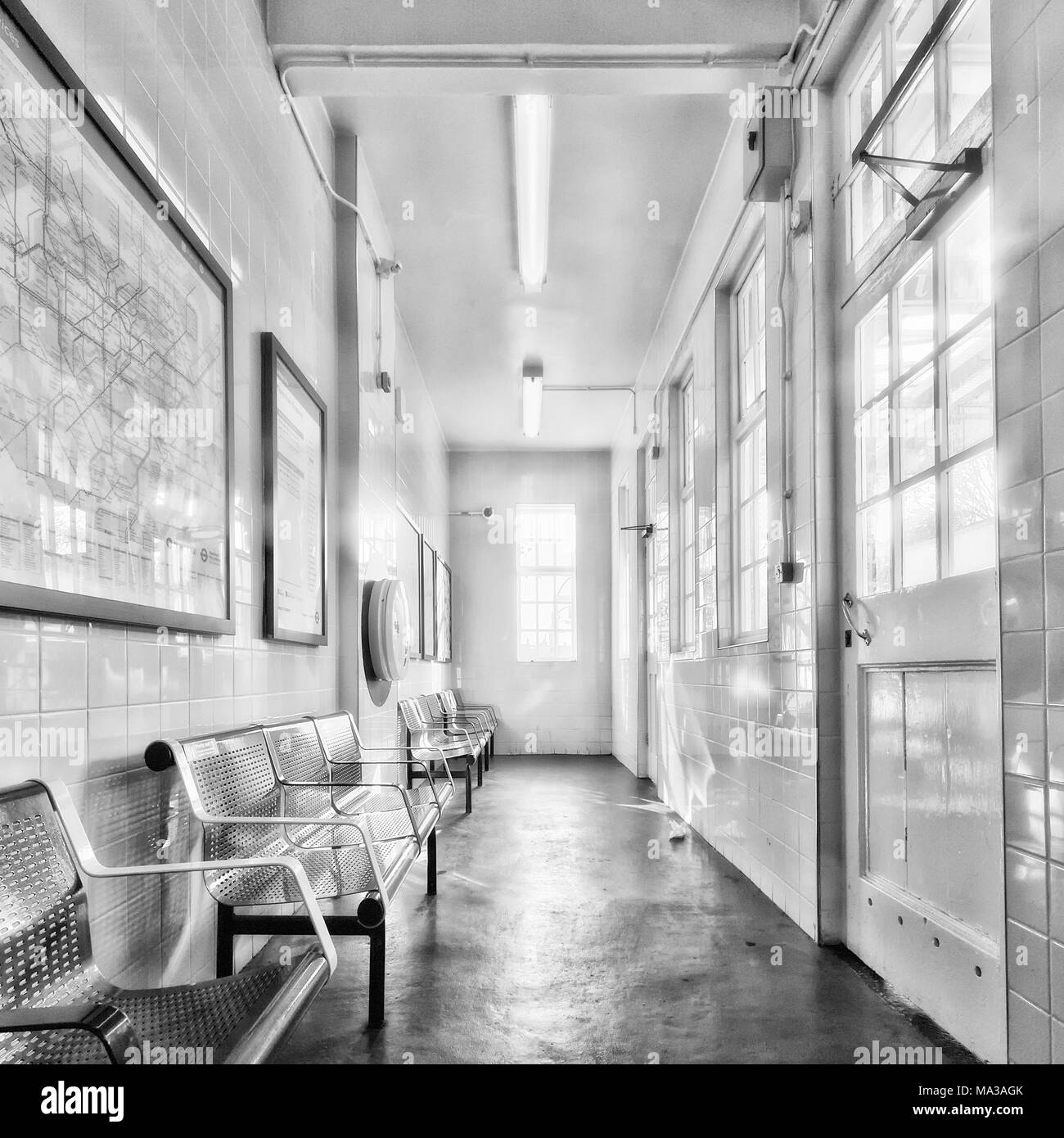 London Underground Tube Station Kingsbury Stock Photo Alamy