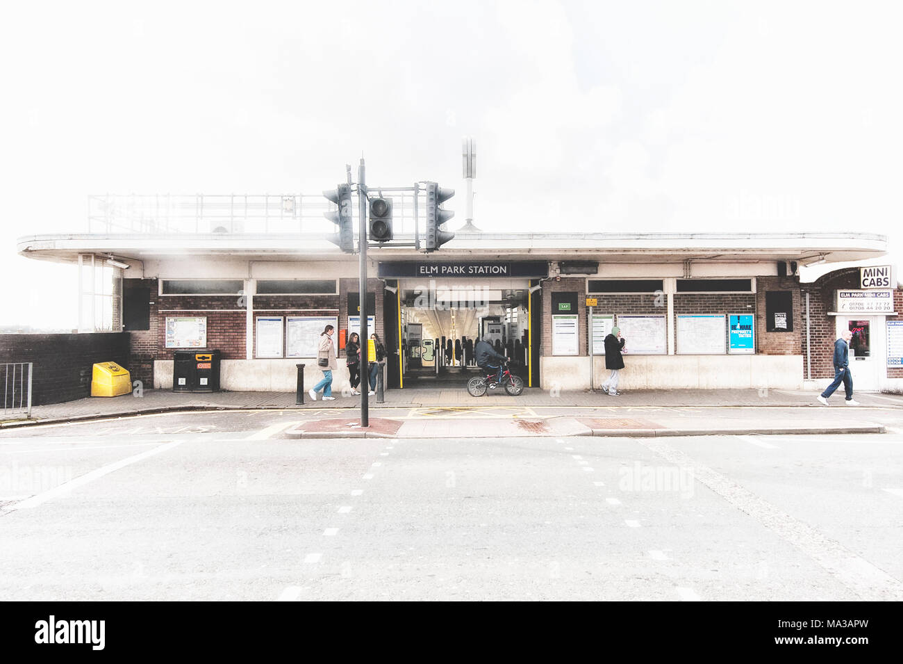 London Underground Tube Station Elm Park Stock Photo Alamy