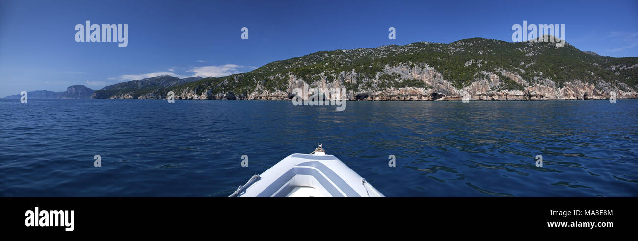 Boat tour to the beaches at the Golfo di Orosei, East sardinia, Sardinia,  Italy, Europe Stock Photo - Alamy