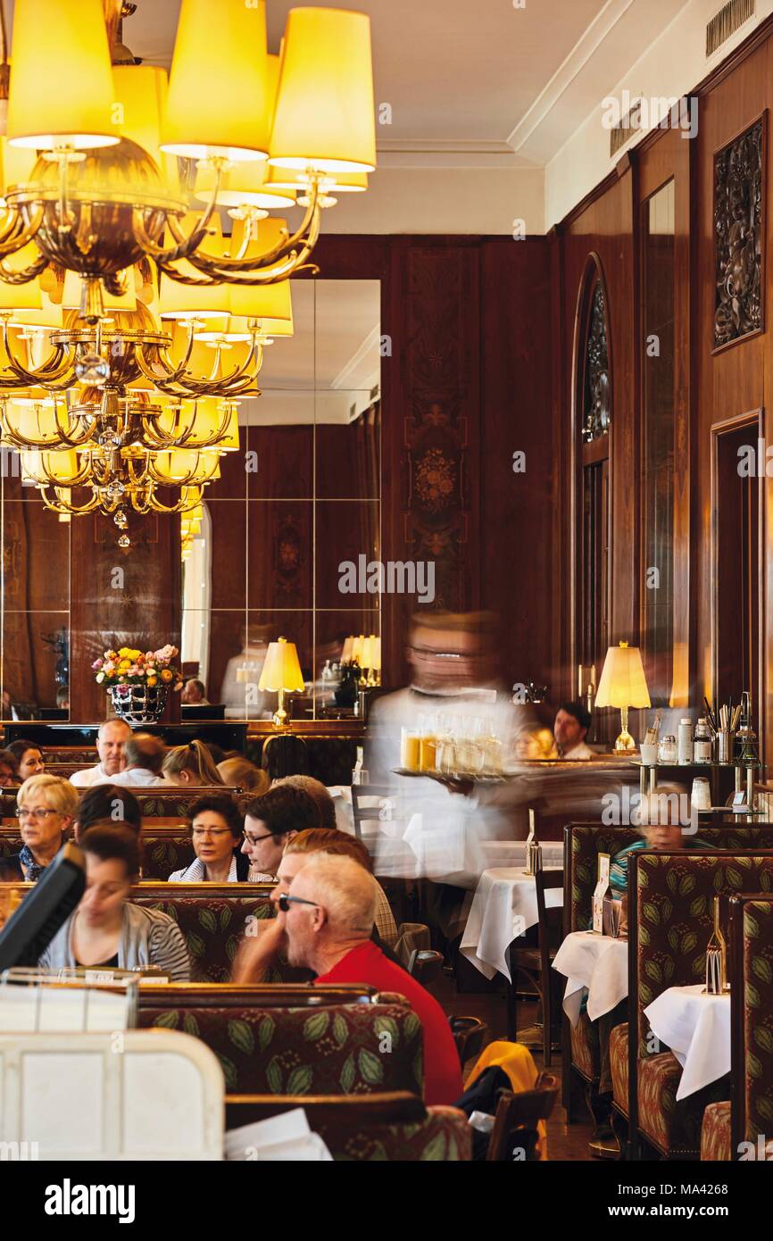 Viennese coffee houses, Café Landtmann, Vienna Stock Photo