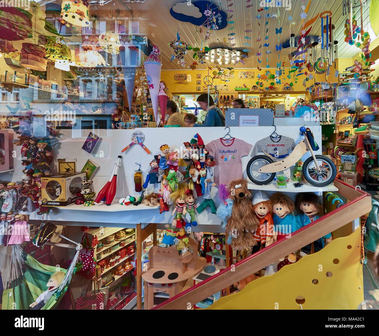 Magni quarter hires stock photography and images Alamy