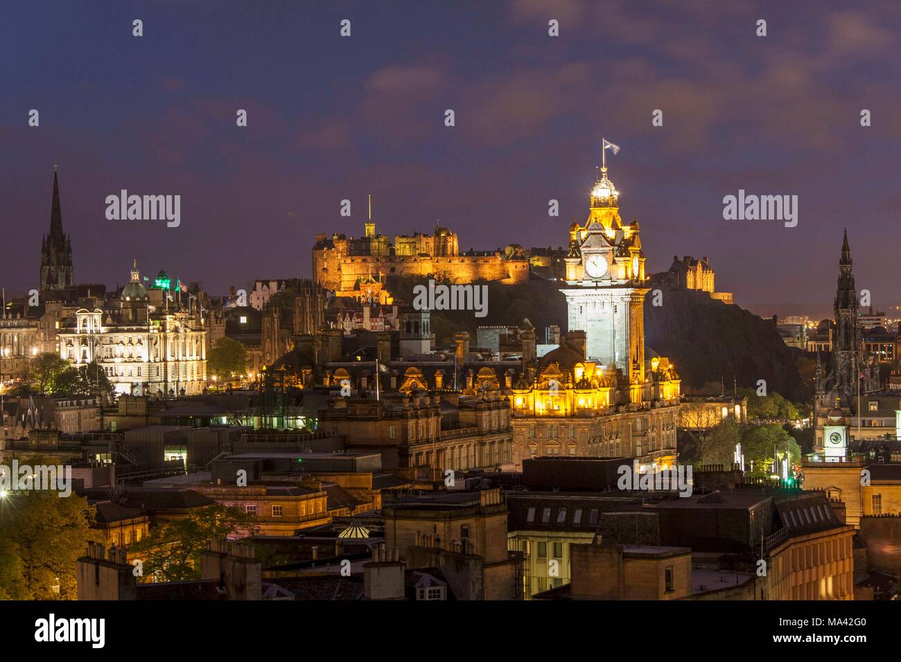 The view of the castle and the Scotland Monument viewed from the left from Calton Hill in Glasgow, Scotland Stock Photo