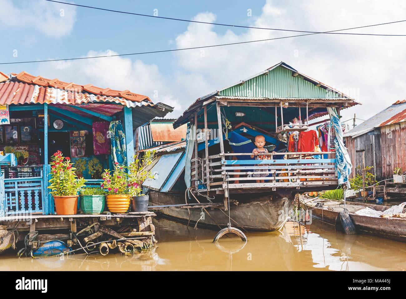 A floating village on the Mekong Delta in Vietnam Stock Photo - Alamy