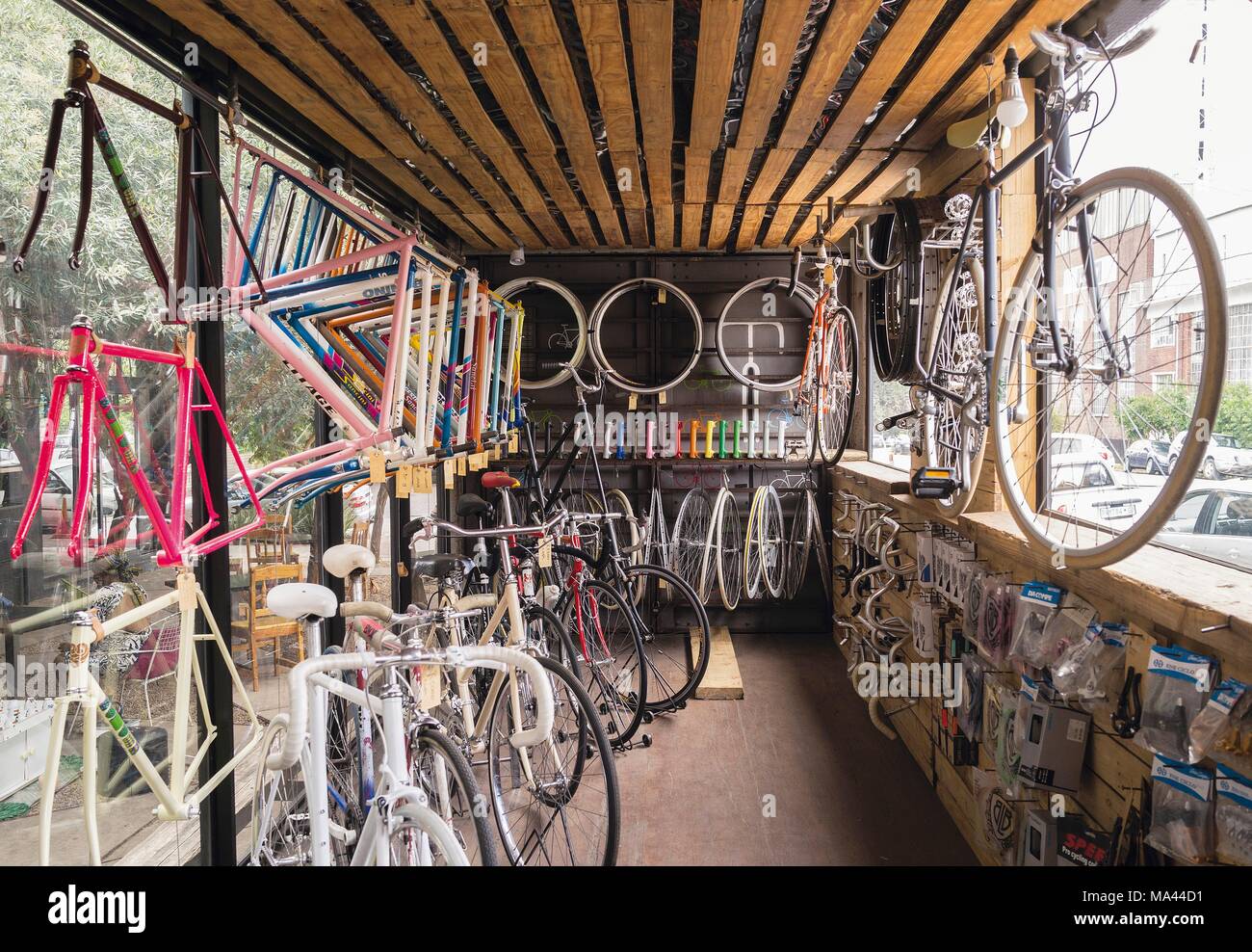 Out Of Africa Shop High Resolution Stock Photography and Images Alamy