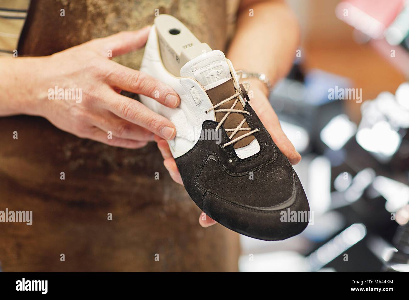 The making of Kangaroos at the Hummel & Hummel shoe factory in Pirmasens,  Rhineland-Palatinate, Germany Stock Photo - Alamy