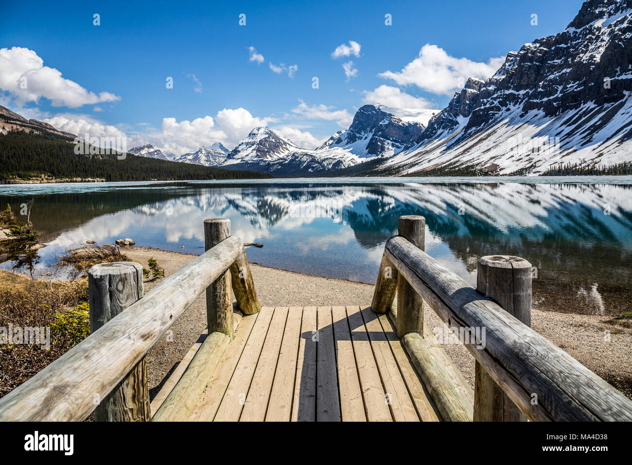 Beautiful panorama bow bridge hi-res stock photography and images - Alamy