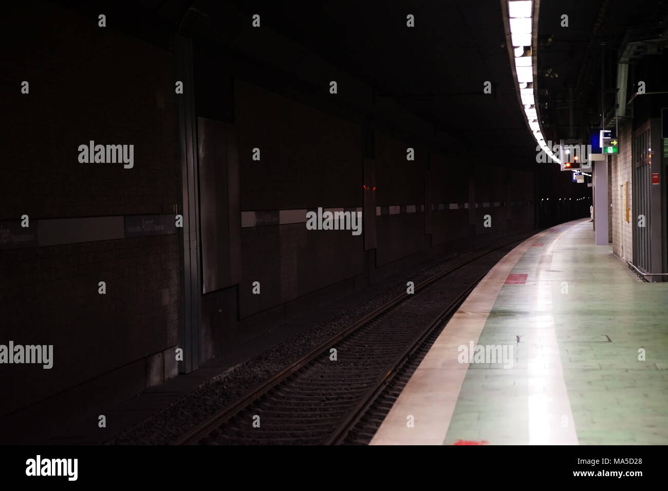 Tunnel s bahn hires stock photography and images Alamy