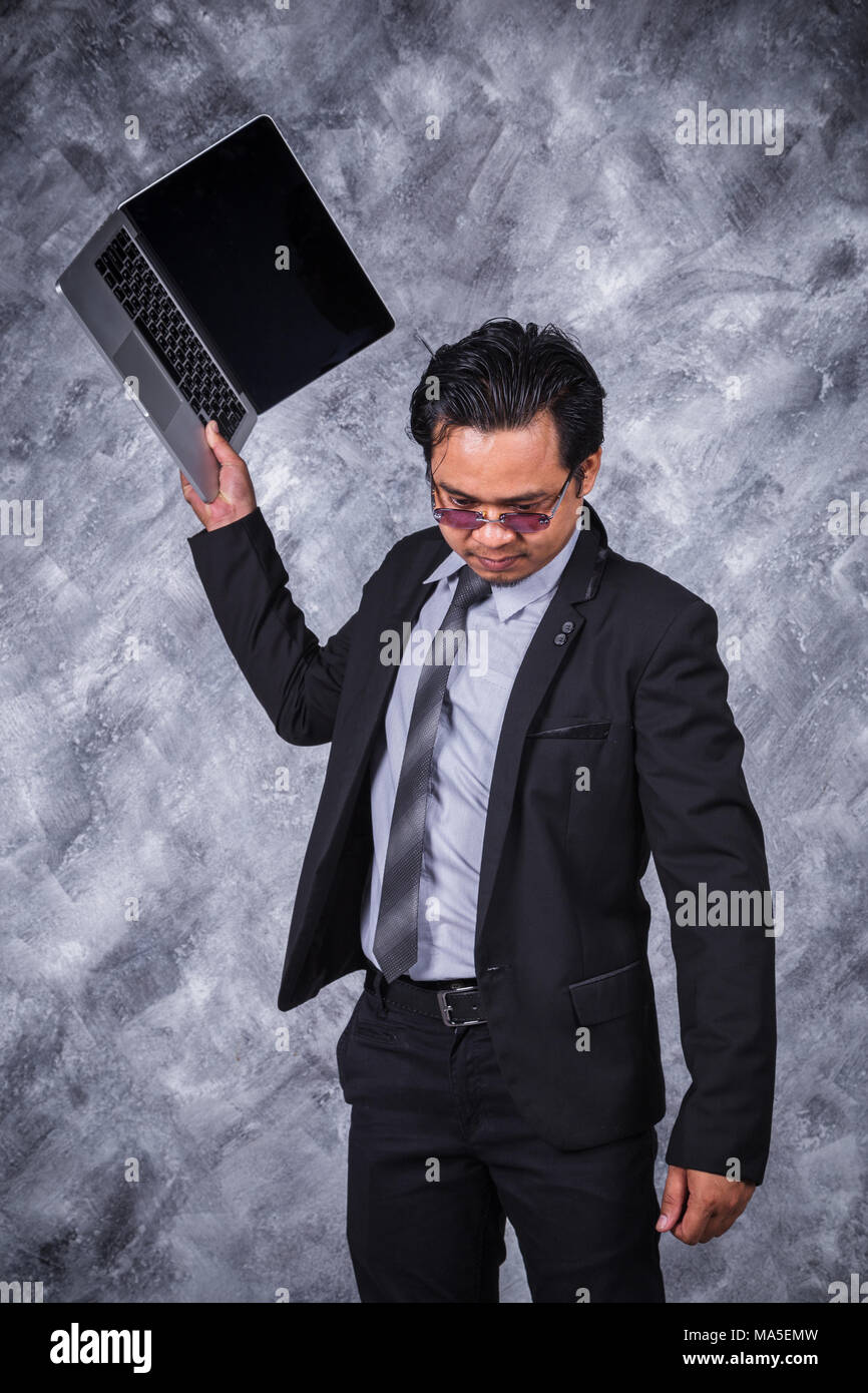Man destroy computer hires stock photography and images Alamy