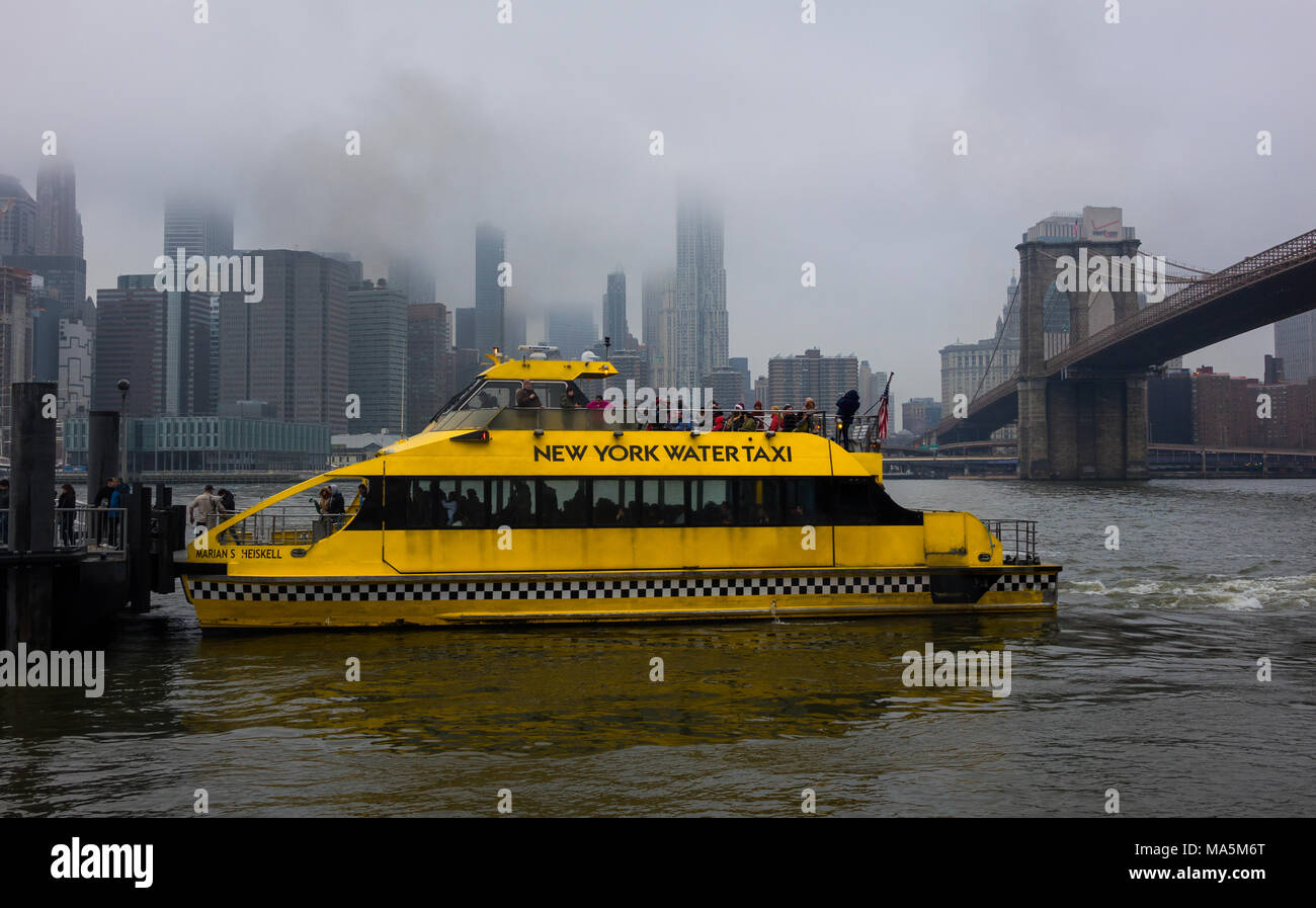 New york water taxi hires stock photography and images Alamy