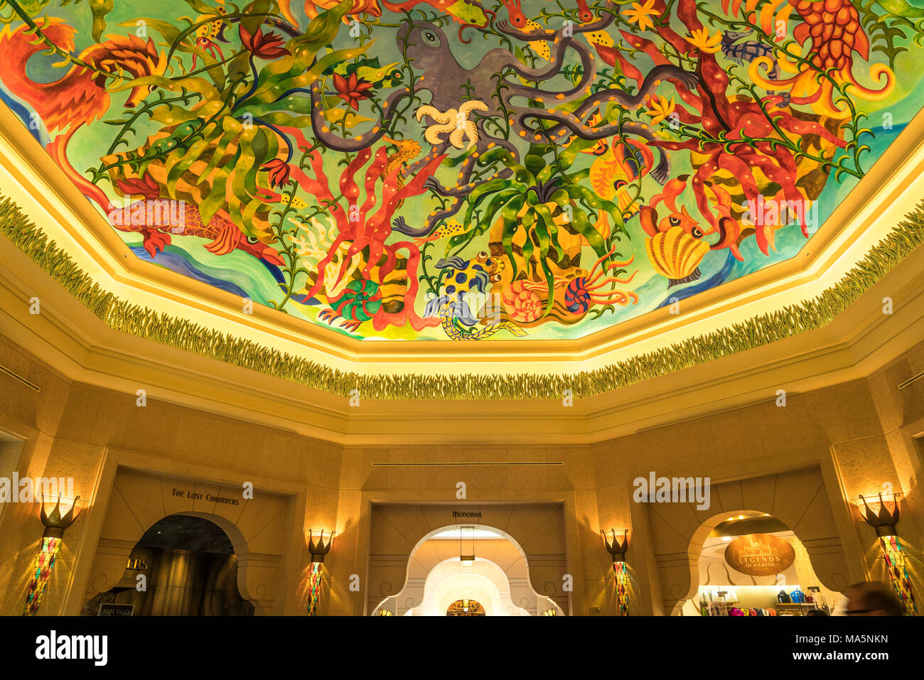 Interior decor of the Atlantis Palm Resort on The Jumeirah Palm in ...