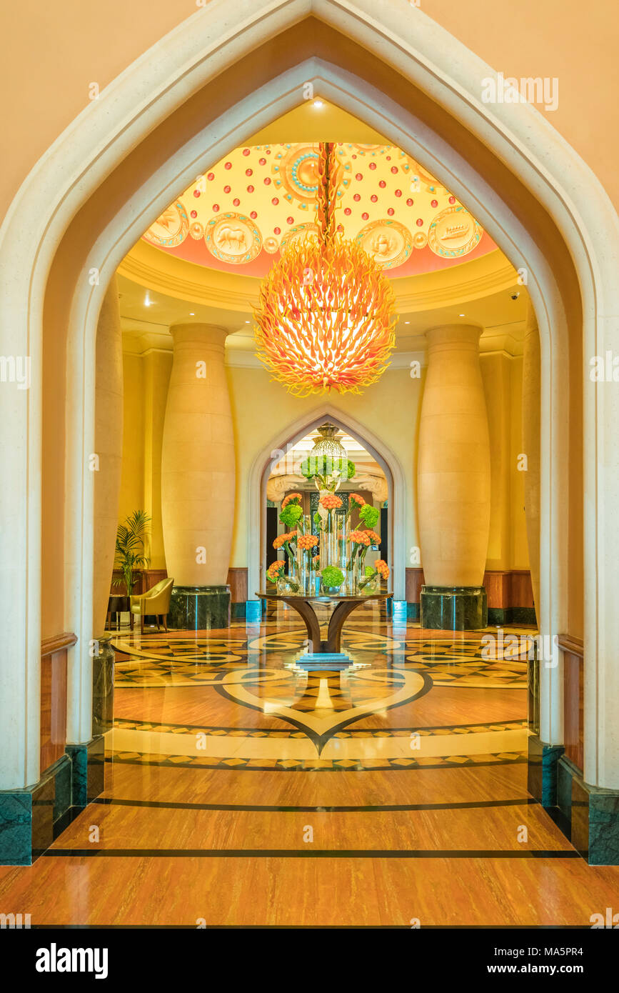 Interior decor of the Atlantis Palm Resort on The Jumeirah Palm in ...