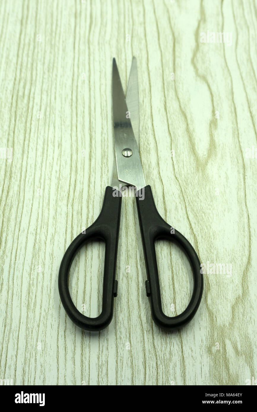 Scissors handoperated cutting instruments. Scissors for cutting paper