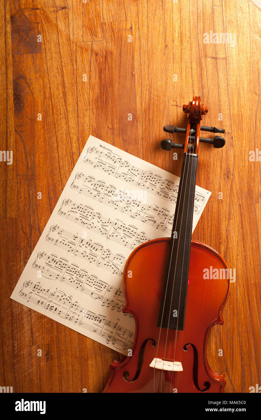 classical violin and score of music Stock Photo Alamy