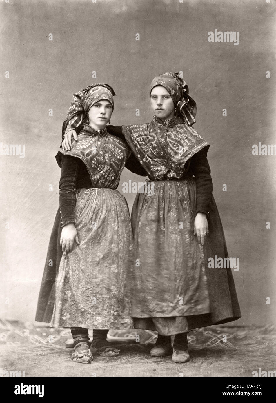 19th century vintage photograph Spain (Juan Laurent photographer) portrait of young Spanish