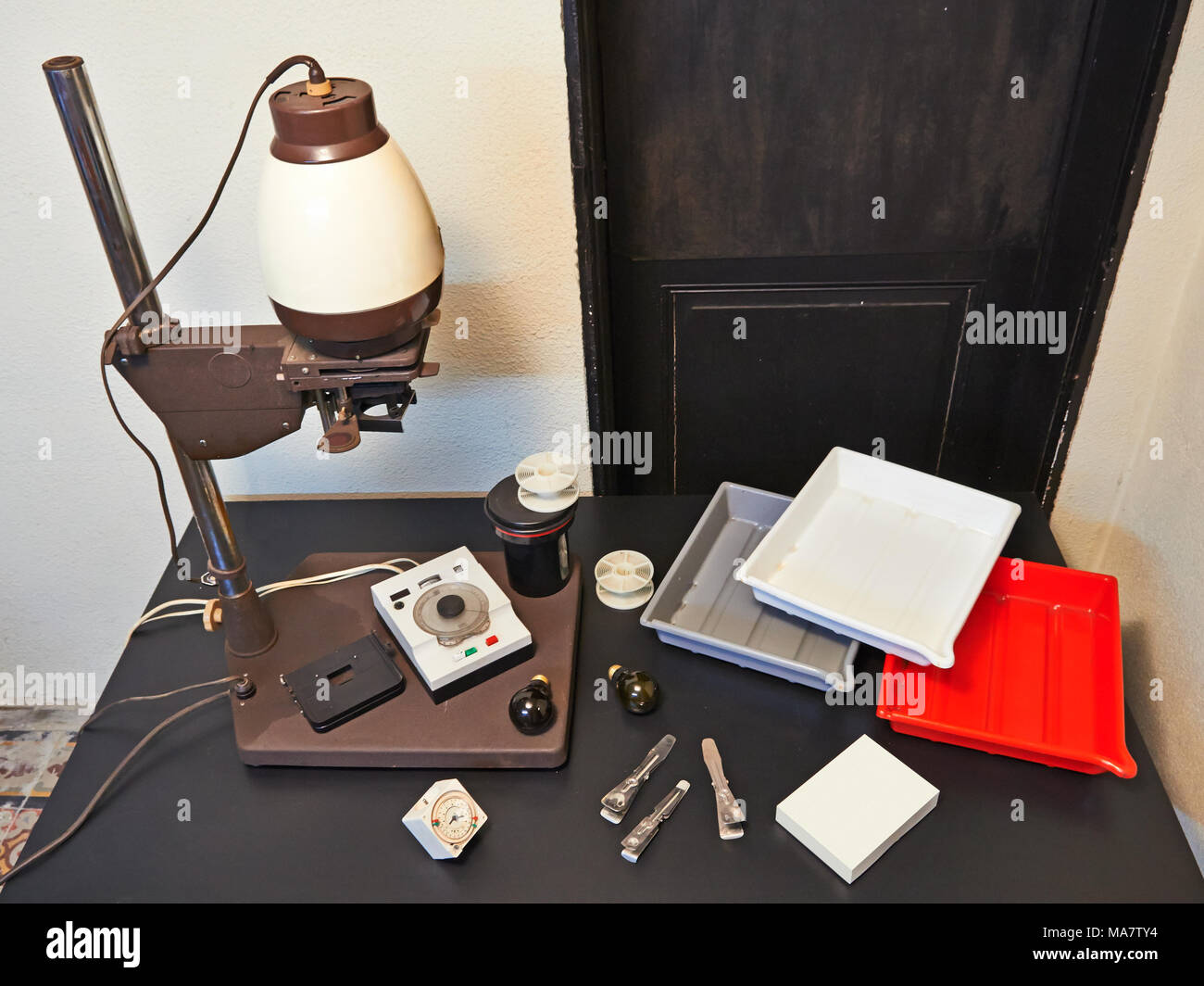 Darkroom equipment hires stock photography and images Alamy