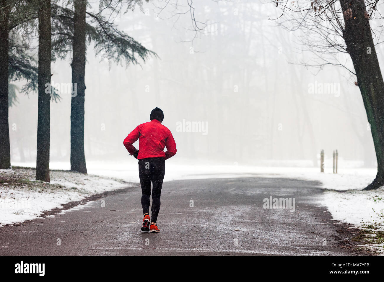 Running 26 Miles Through Slush and Snow Count Me In pics Running 26 Miles Through Slush and Snow Count Me In picture