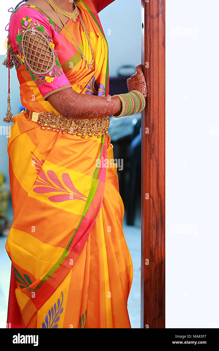 40+ Offbeat South Indian Bridal Looks We Spotted Off Lately | WedMeGood
