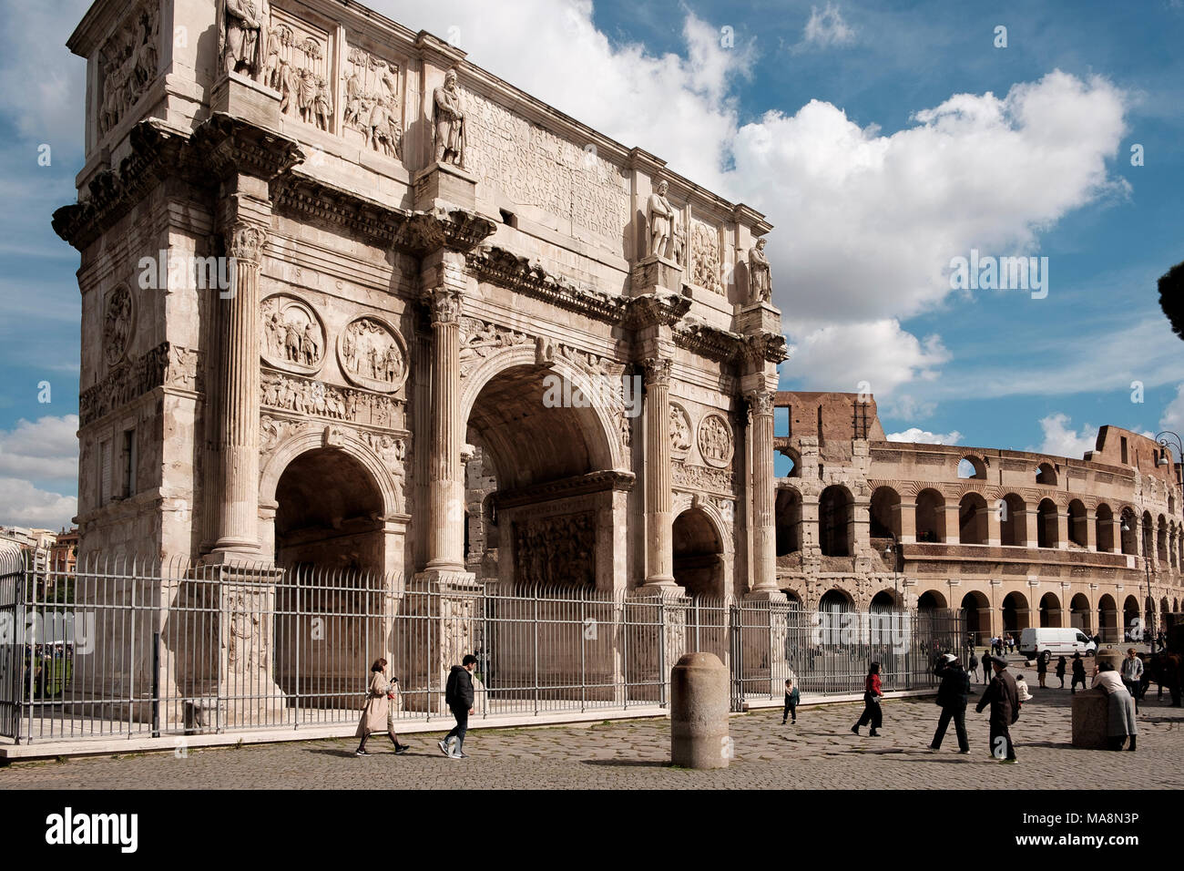 The Arch of Constantine, Arco di Costantino, and The Colosseum, Rome Stock Photo