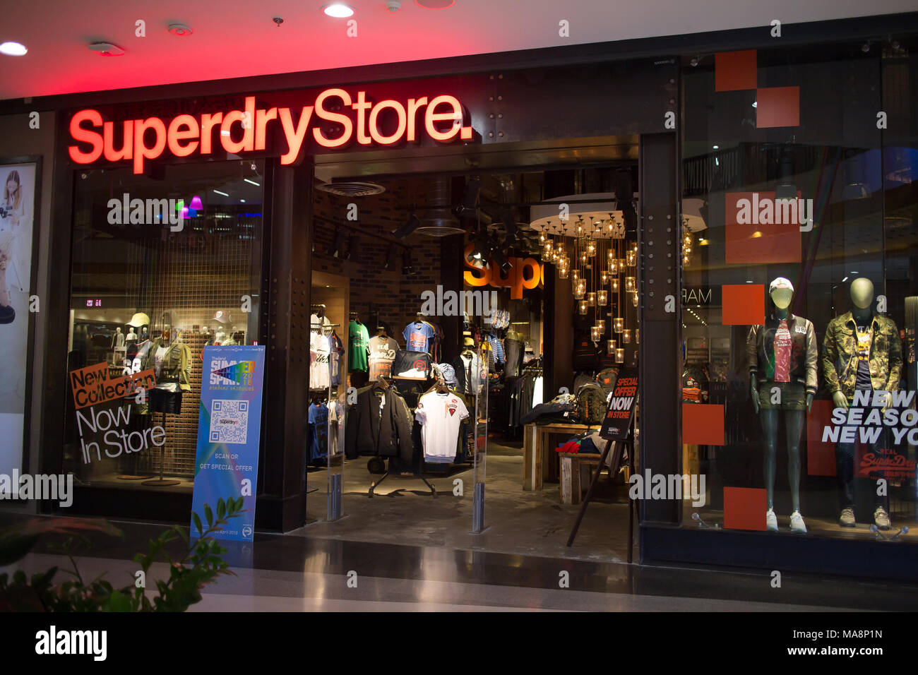CHIANG MAI, THAILAND -MARCH 30 2018: Superdry shop. Superdry clothing  design and manufacturing company, founded in London. Photo in Central  Festival c Stock Photo - Alamy