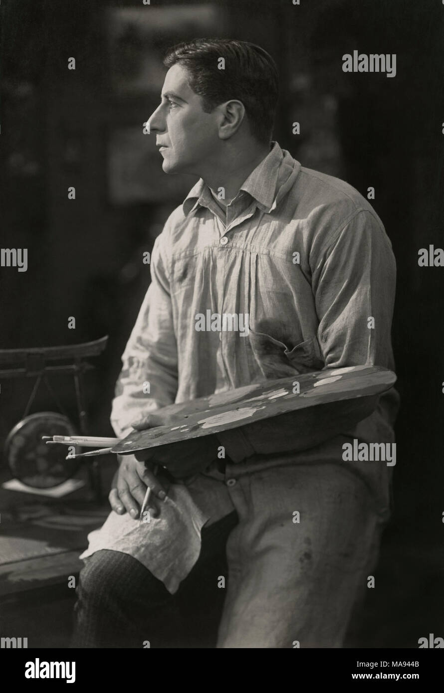 Robert Warwick, on-set Publicity Portrait, Bangs-Selznick Photo, 1918 Stock Photo