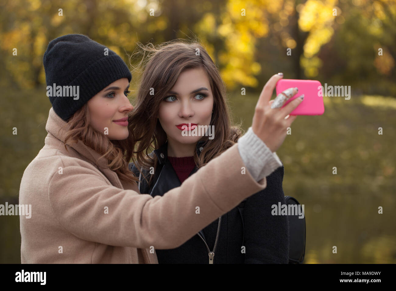 Happy women outdoors hi-res stock photography and images - Alamy