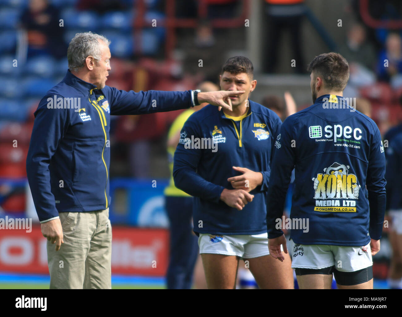 30th March 2018 , John Smiths Stadium, Huddersfield, England; Betfred Super League rugby, Round 8 Huddersfield Giants v Leeds Rhinos; Brian McDermott giving final instructions before the game with the Huddersfield Giants Credit: News Images/Alamy Live News Stock Photo