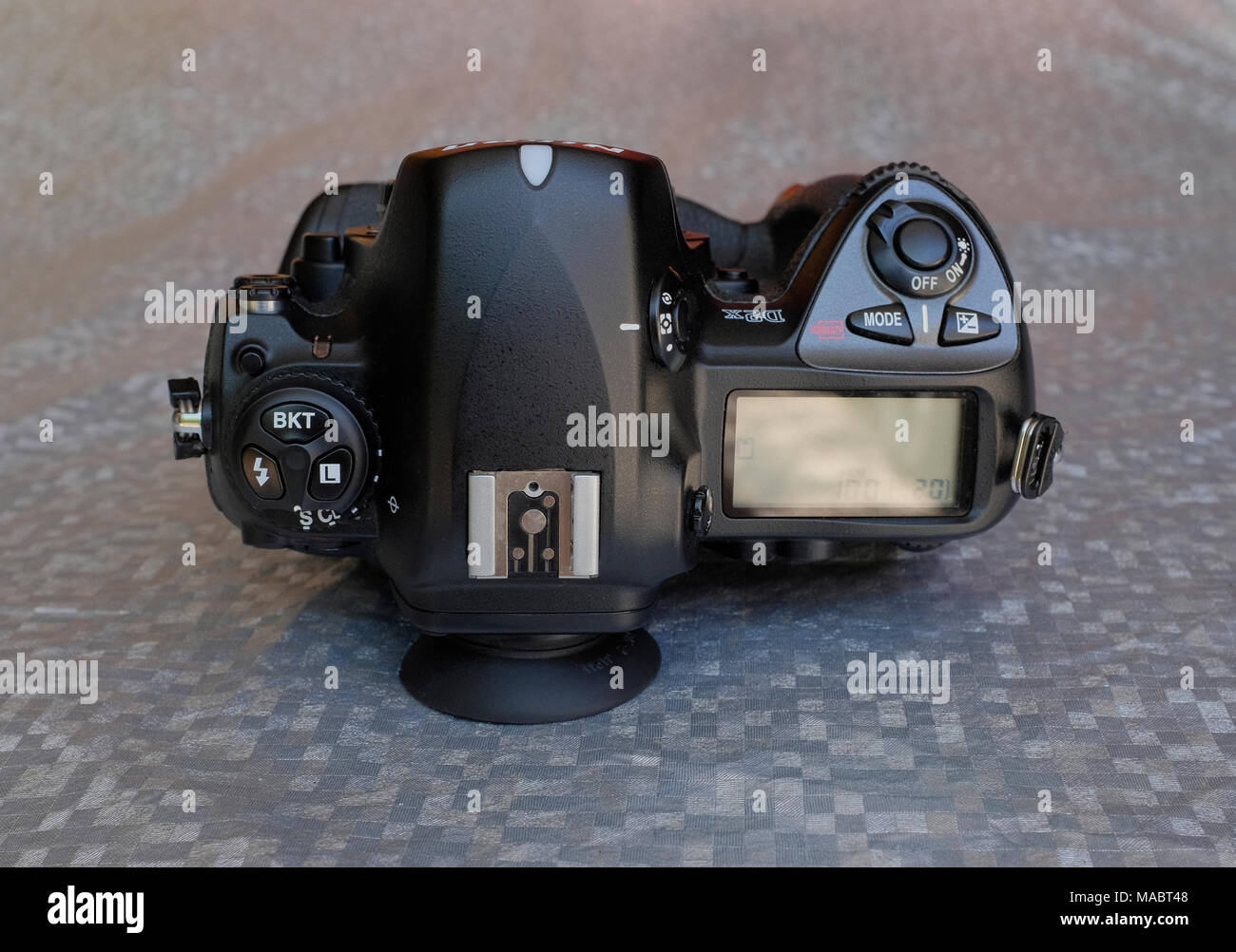 nikon d2x digital single lens reflex camera body in black Stock Photo -  Alamy