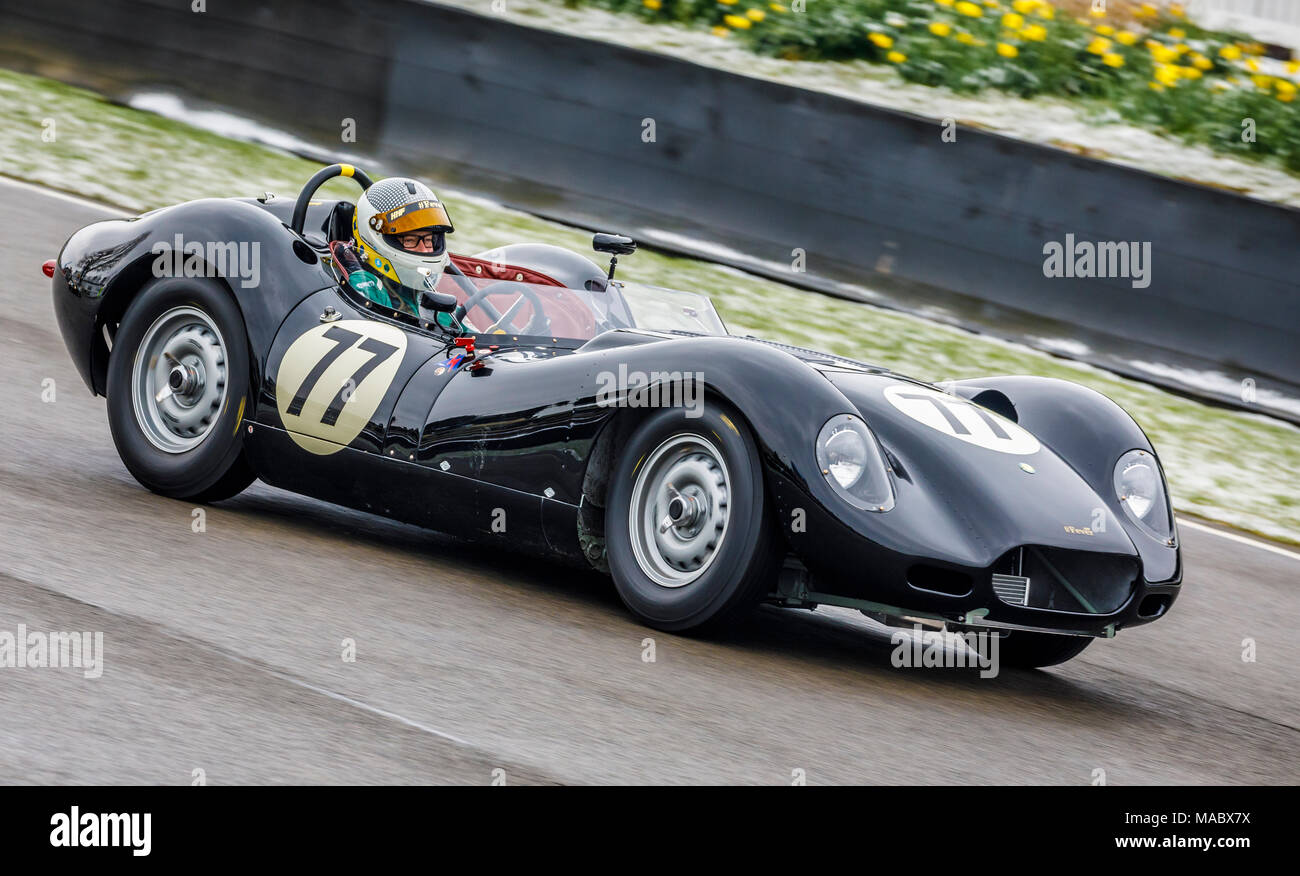1959 Lister-Jaguar 'Knobbly' with driver Andrew Smith during the Salvadori Cup race at Goodwood 76th Members Meeting, Sussex, UK. Stock Photo