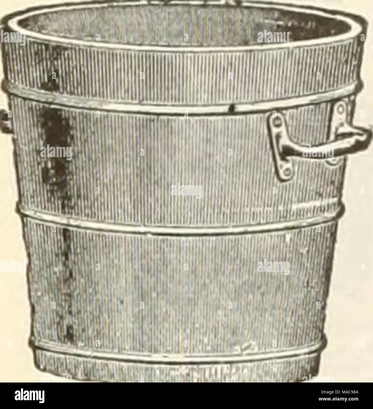Vintage Galvanized Metal Garden Wash Tub Farm Bucket C.1930s