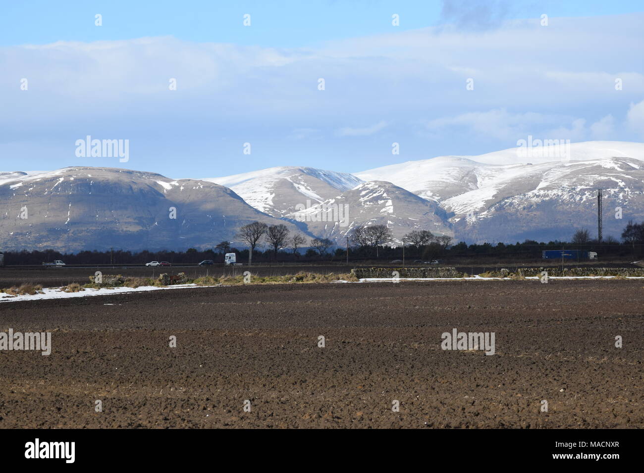'kelpies' 'helix park' 'Falkirk' 'central Scotland' 'Ochil hills' Stock Photo